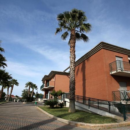 Residence Villaggio Del Sole Termoli Eksteriør billede