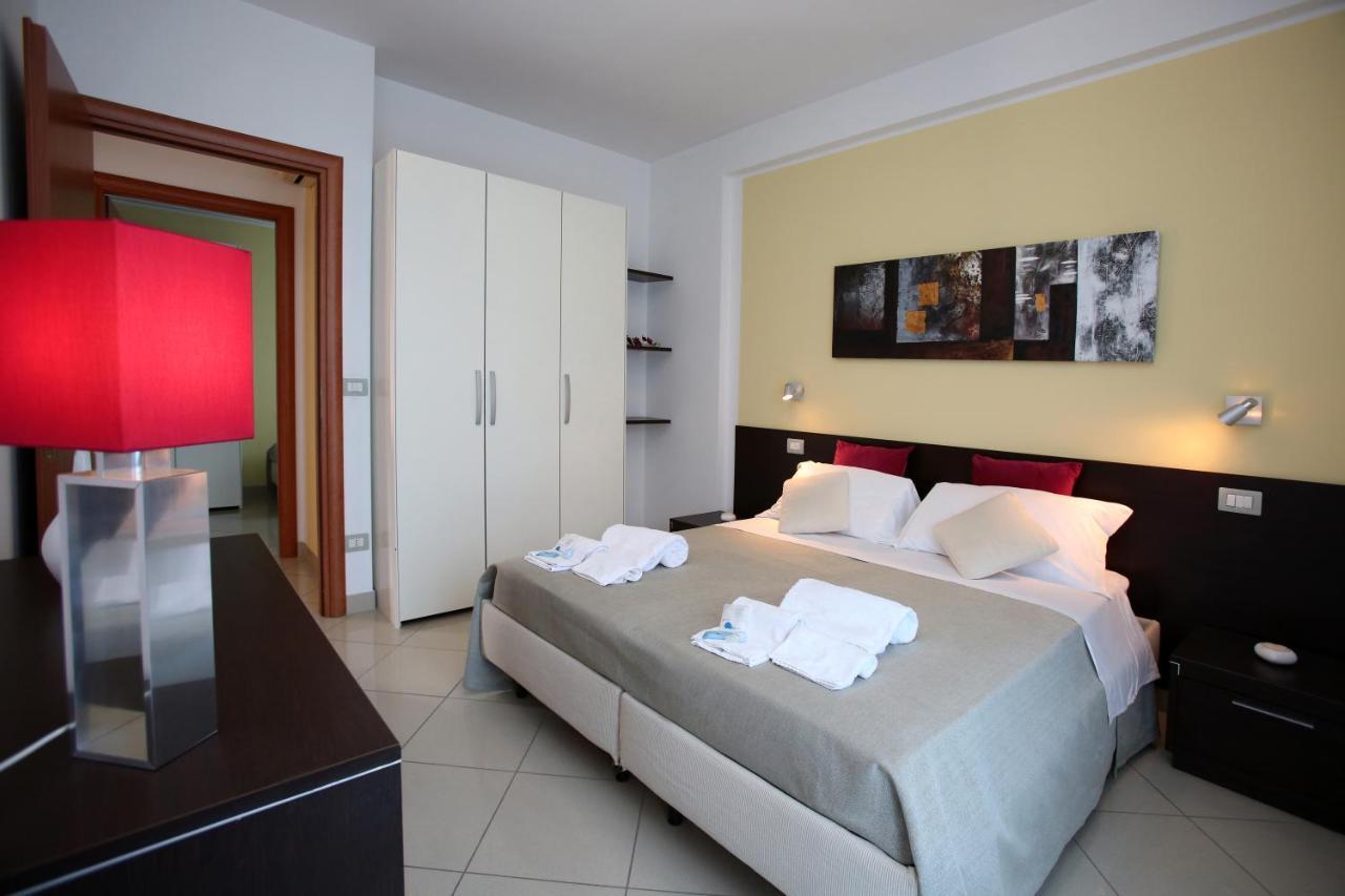 Residence Villaggio Del Sole Termoli Eksteriør billede